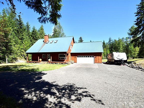 3rd image of 561 Country Acres Lane