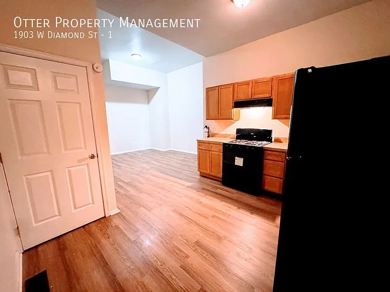 1903 W Diamond St #1 — Photo 8