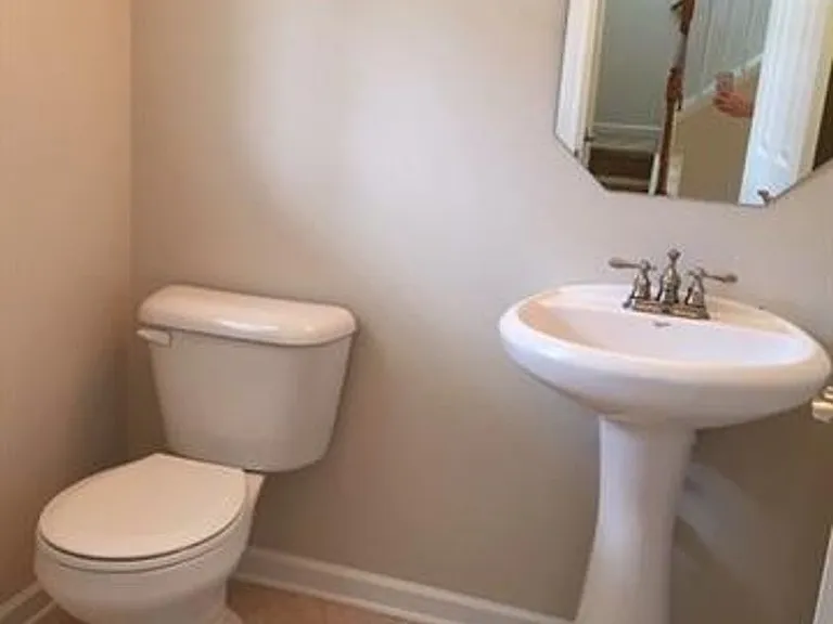 17418 Westmill Ln — Photo 5