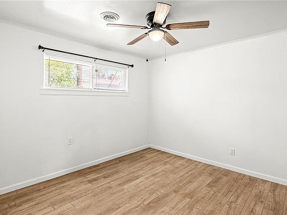 2nd image of 1701-1715 W Olrich St #1701