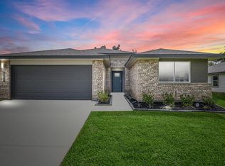 375 Silver Bridge Ct, Bridge City, TX 77611