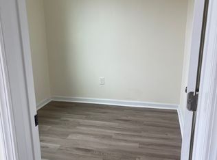 17 20th Ave #2, Irvington, NJ 07111