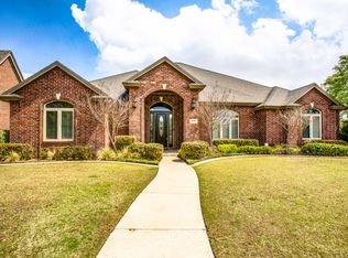 9905 Savannah Ave, Lubbock, TX 79424