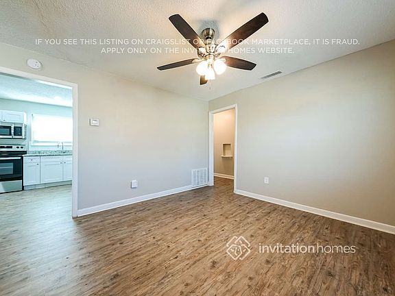 3rd image of 4232 Scottsdale Dr