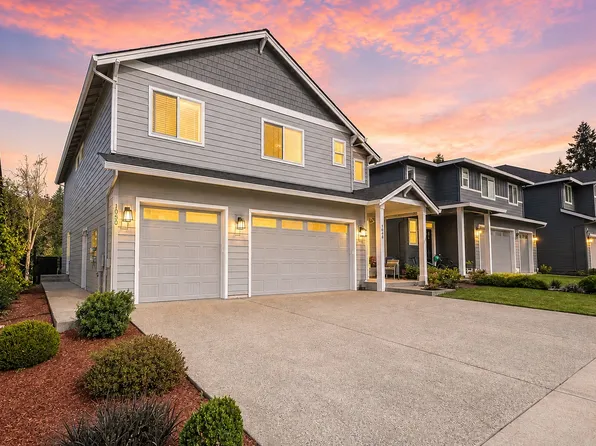 1048 NE Regan Hill Loop, Estacada, OR 97023