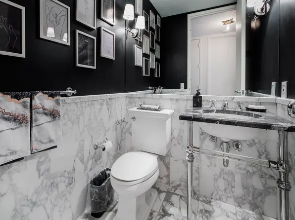 401 East 60th Street image 11 of 12