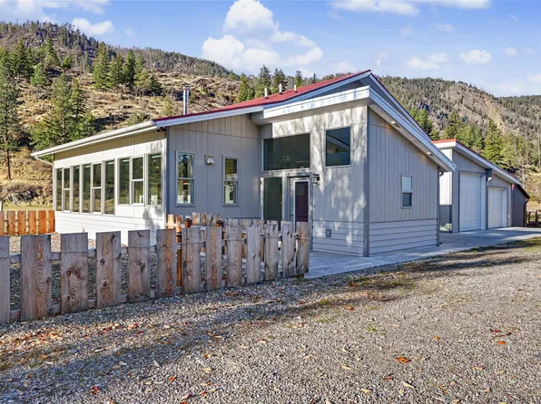 422 River Rd E, Plains, MT 59859