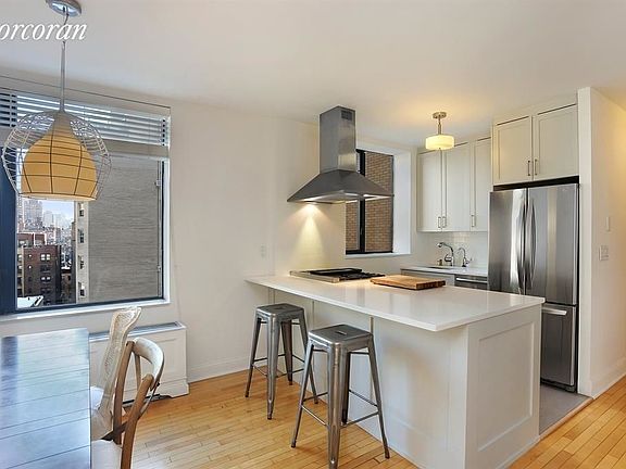 4th image of 150 E 85th St APT 11A