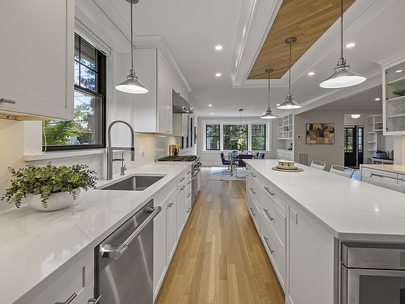 2nd image of 579 Centre St