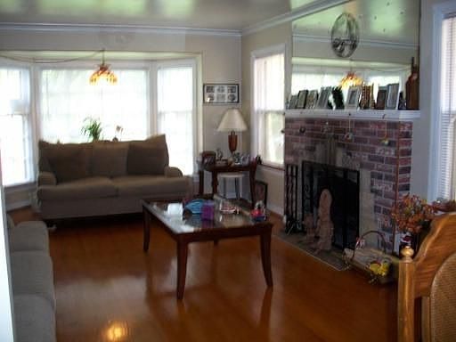4th image of 1807 N Nashville Ave