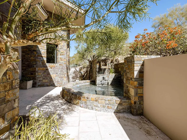 7451 N Las Brisas Ln — Photo 21