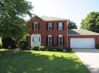 806 Baron Dr, Swansea, IL