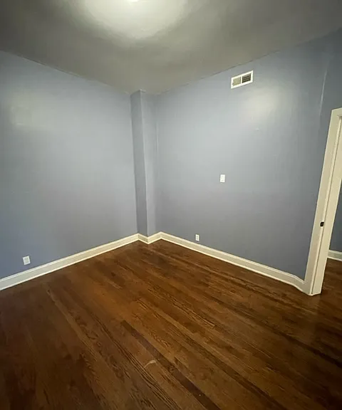 6616 S Wood St #3 — Photo 11