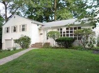 26 Stevenson Rd, New Haven, CT 06515