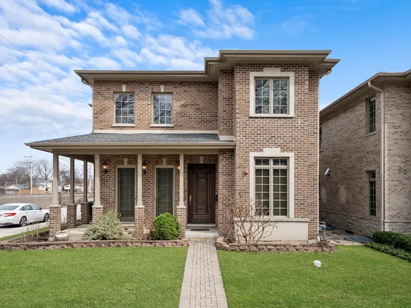 7745 Kenton Ave, Skokie, IL 60076