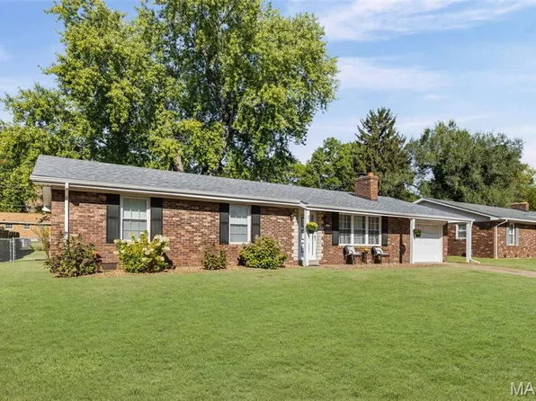 145 Marilyn Ave, Swansea, IL 62226