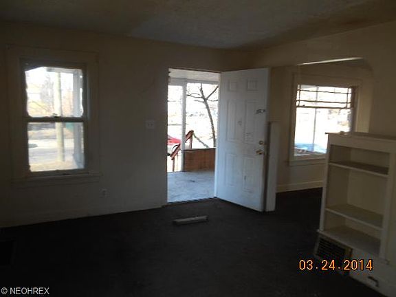 2nd image of 10810 Avon Ave