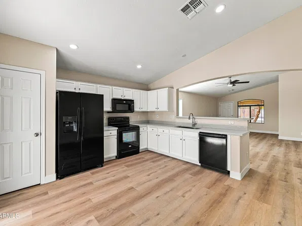 43224 W COWPATH Road, Maricopa, AZ 85138