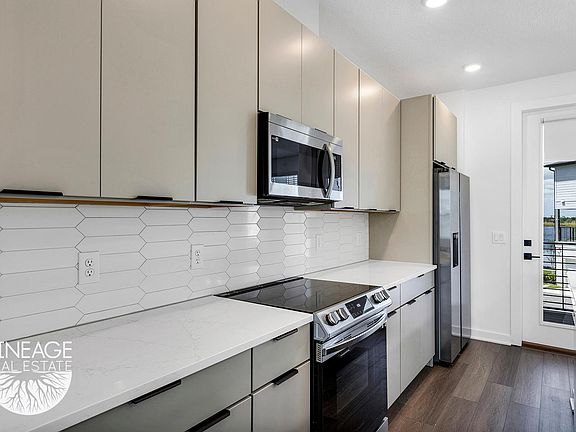 2nd image of 12566 Willstatter Ave