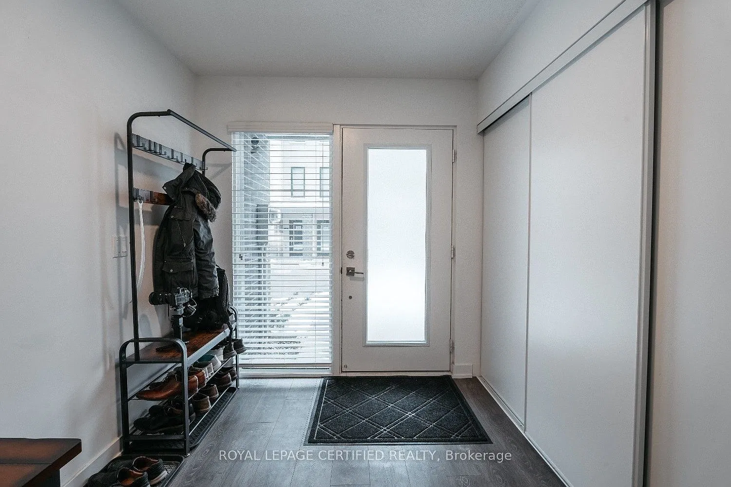 2 bed, $2,995 — Photo 3