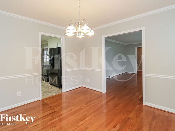 5th image of 535 Drumheller Rd