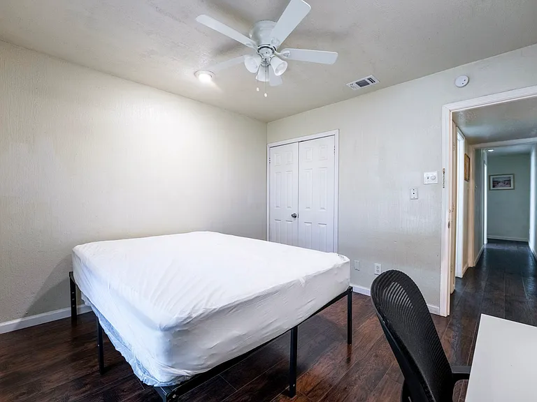 Pioneer Ln — Photo 1