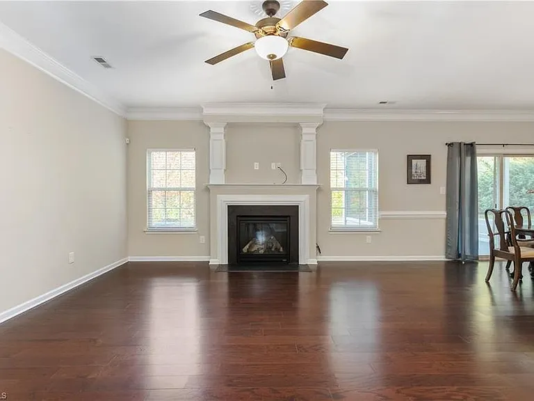 153 Tysonridge Ct — Photo 13