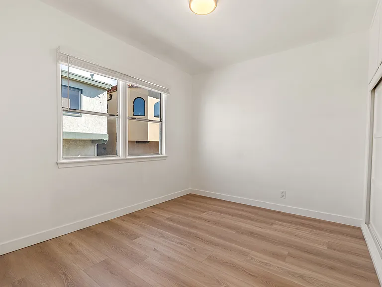 2540 Hermosa Ave — Photo 15