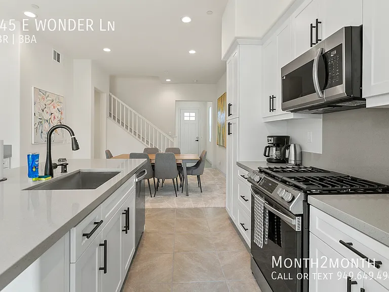 945 Wonder Ln — Photo 5