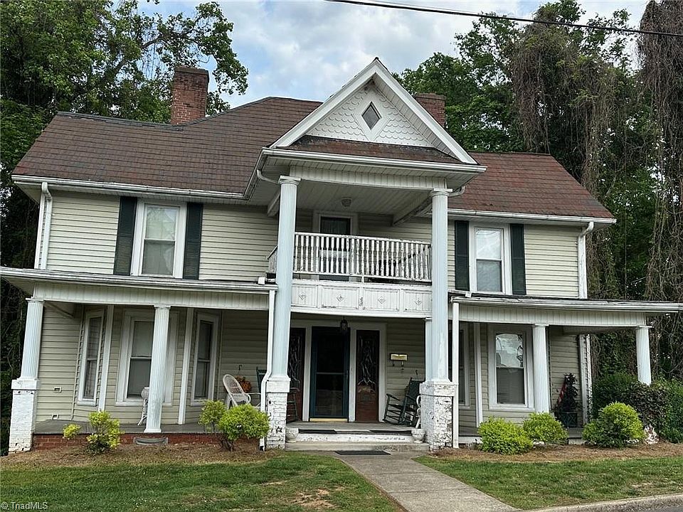 1st image of 246 Church St