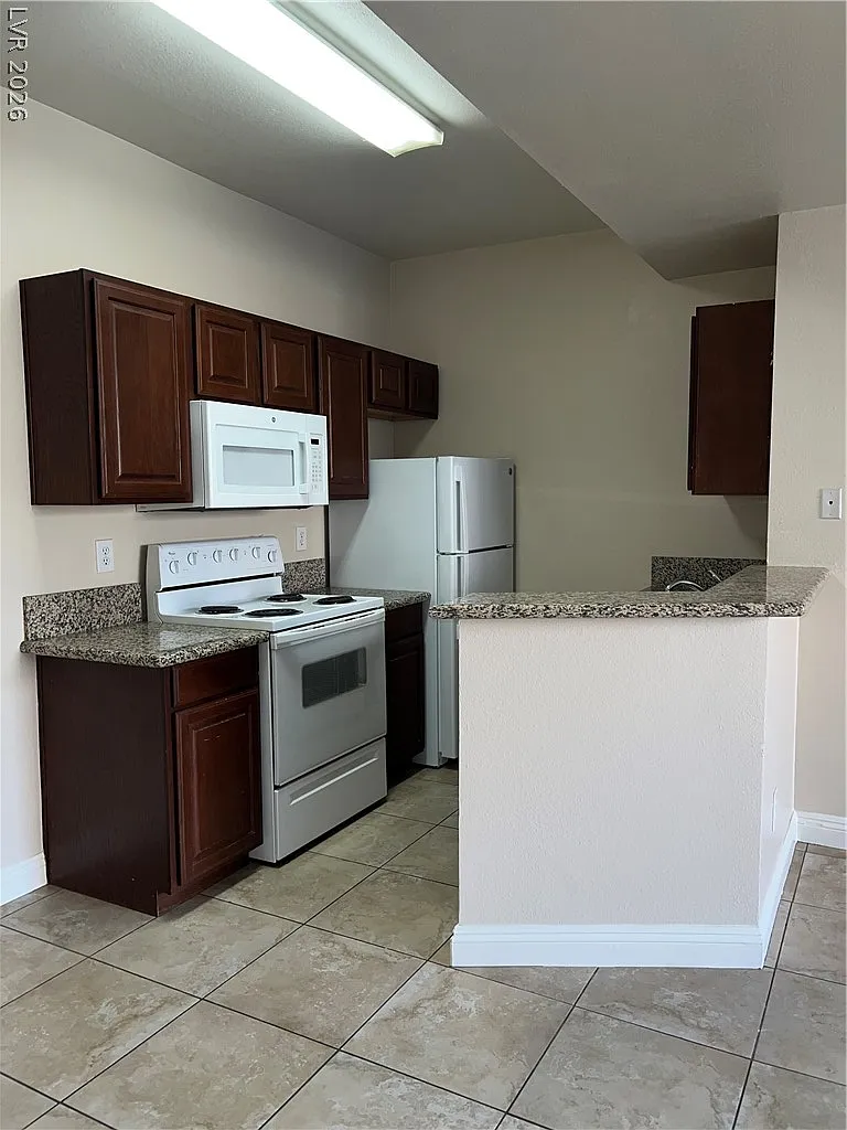1 bed, 1.0 bath, 668 sqft, $1,095 — Photo 3