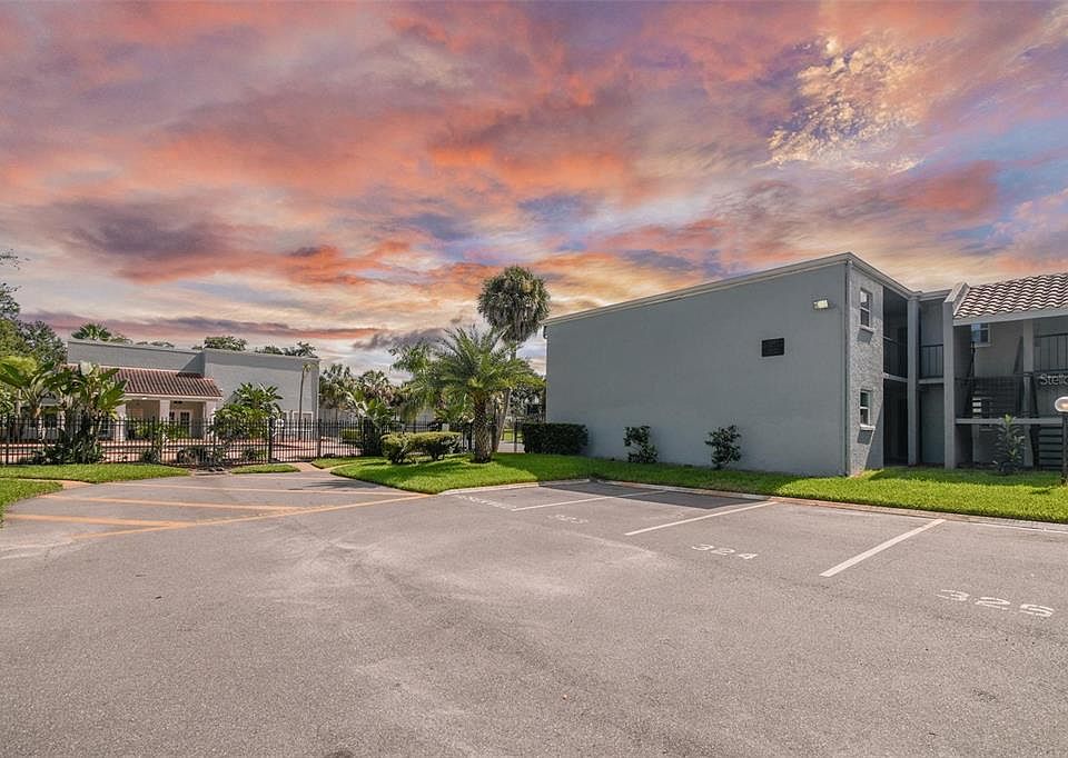 1st image of 2845 Somerset Park Dr APT 103