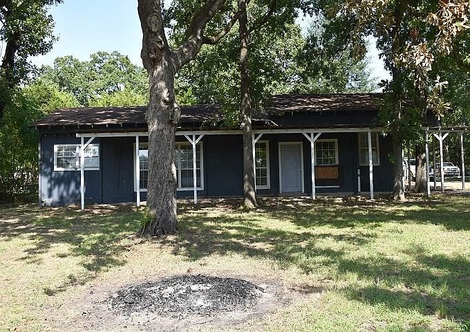 1st image of 104 Tarno Ln