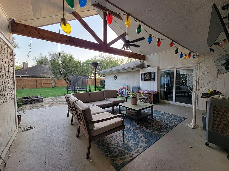 12403 Tottenham Dr — Photo 5