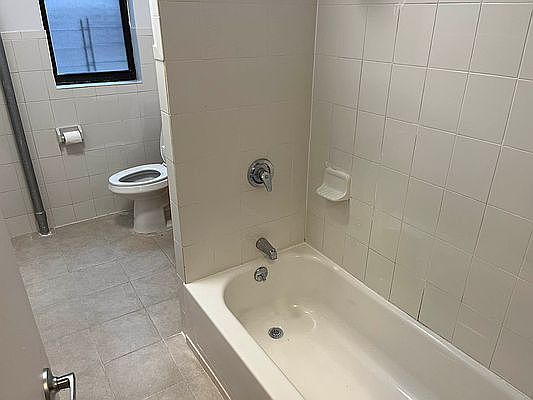 5th image of 615 W 176th St #42