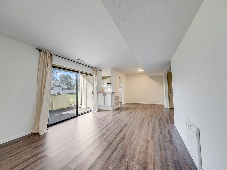 2203 Melrose Dr #A — Photo 7