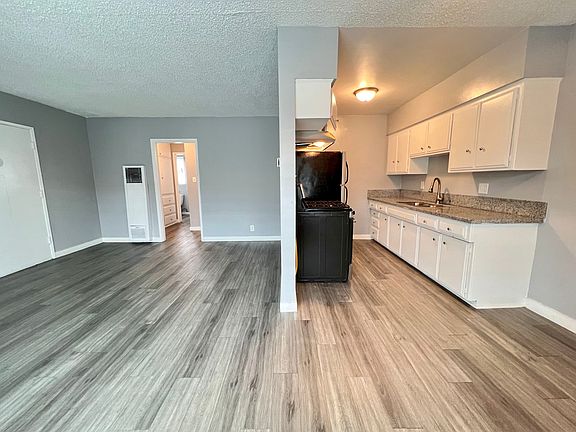 4th image of 1862 Pine Ave APT 6-PINE1862