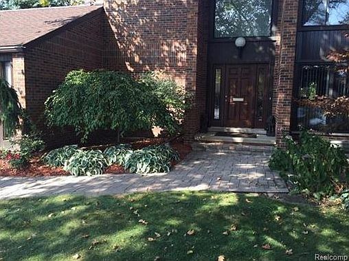 1st image of 31 Blair Ln #15