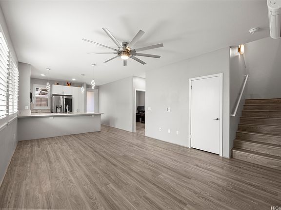 4th image of 94-1251 Hale Halawai Dr #29
