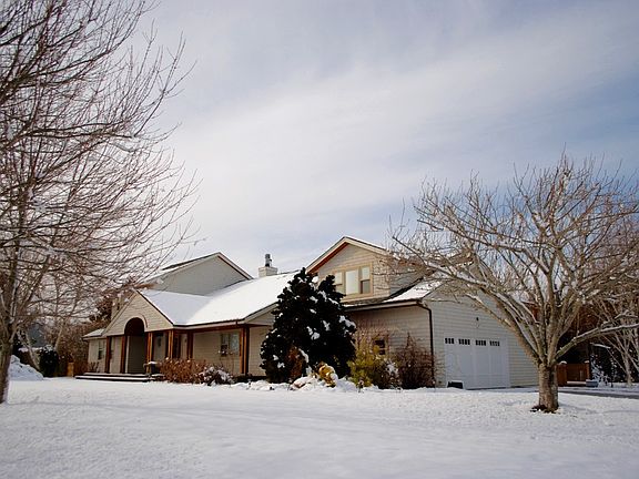 3rd image of 18 Pheasant Cove Ct