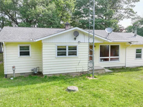 2869 E Bradford Ct, Monon, IN 47959