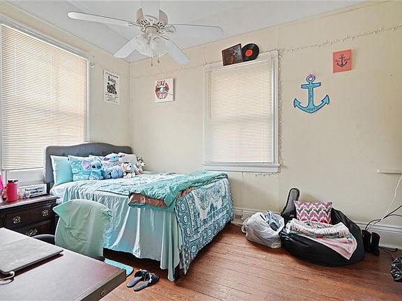 2nd image of 1133 Pine St