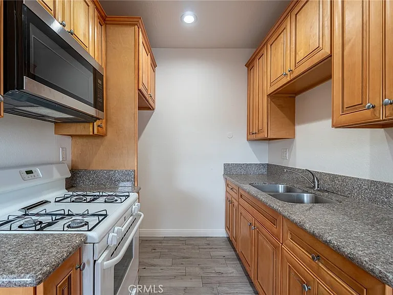 10085 Tujunga Canyon Blvd #4 — Photo 4