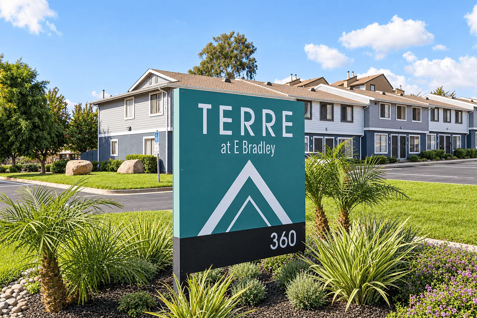 Terre at E Bradley — Photo 1