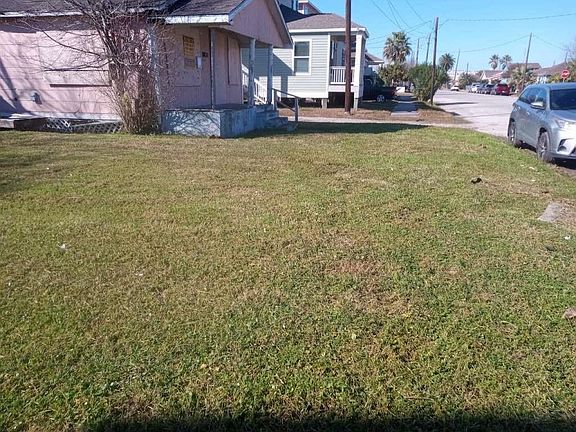 4th image of 1315 52nd St
