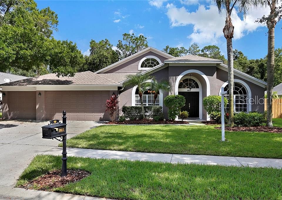 1st image of 10613 Chambers Dr