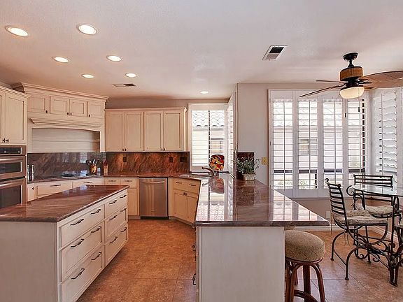 3rd image of 18177 Chretien Ct