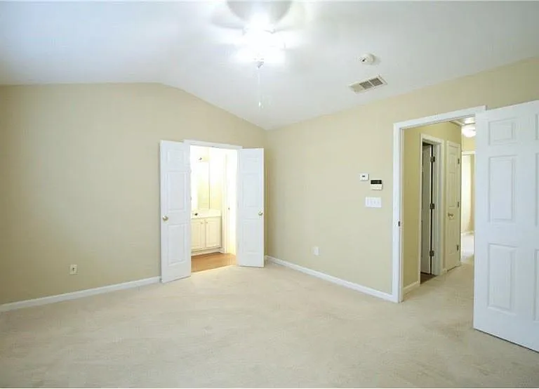 3915 Howell Park Rd — Photo 19