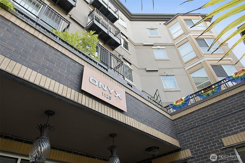 4th image of 1125 E Olive Street #604