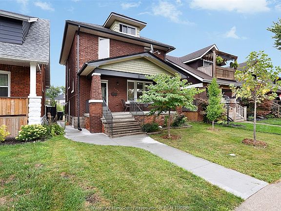 2nd image of 1460 Moy Ave